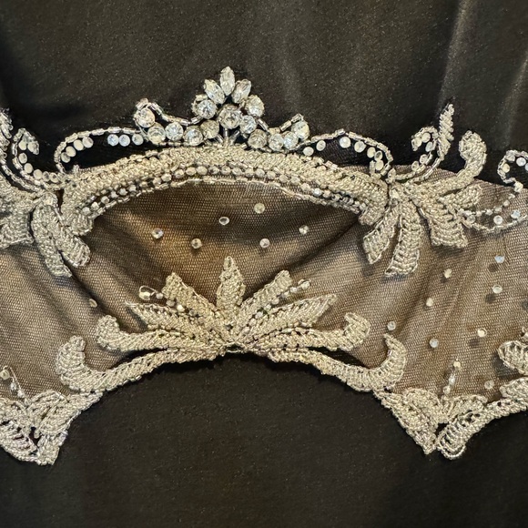 Women’s black satin sheath dress Silver beading & appliqués made by Colors Dress - Picture 4 of 7